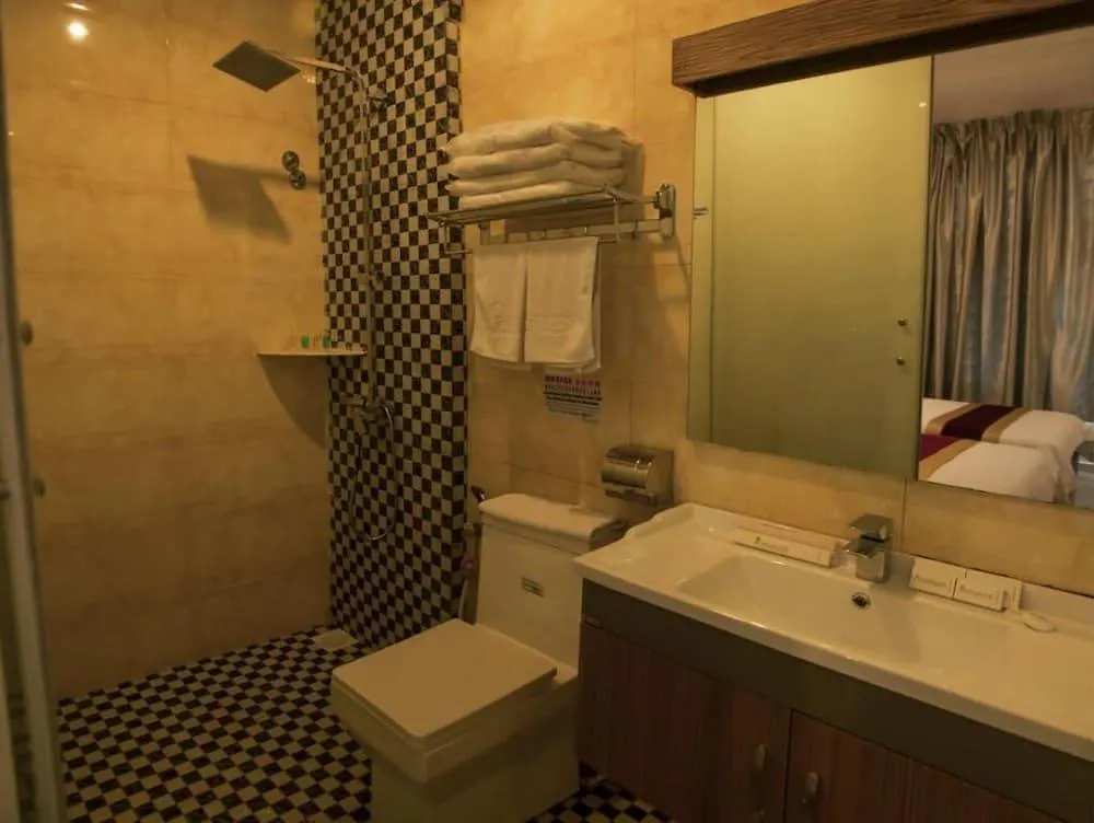 Avantgarde Hotel Johor Bahru 2*,